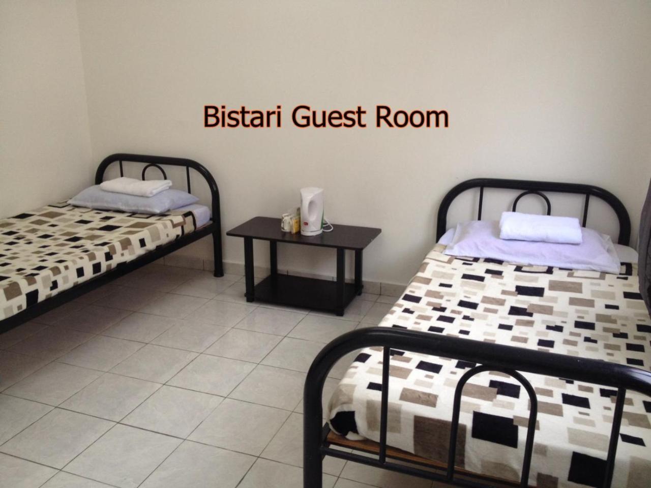 Bistari Homestay Parit Raja Uthm Exterior foto